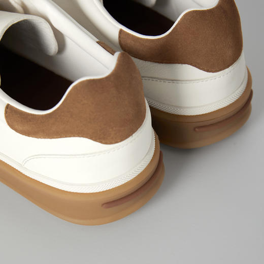 ROMI STUDIO“休闲漫步”小牛皮羊反绒拼色平底德训鞋 RWBLP31635 商品图3