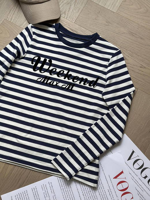 现货 THS-限时 max家 松弛衣橱感 极简风经典条纹字母长袖T恤 BH2567 商品图4