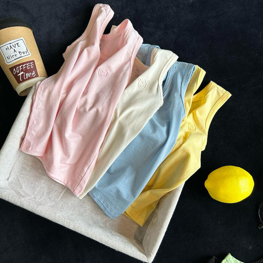 【哈林童儿童背心】紧急清仓‼️亏本乱卖再白送 哈林童品牌厂租到期，库存急出❗️老板疯了，大牌同厂面料，别人一件价格我们这大概能到手“四五件”🙀 网红母婴达人怒推的天丝莱赛尔小背心来啦！ 商品图4