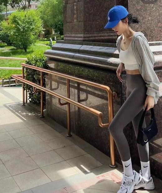 Lulu瑜伽裤 商品图4