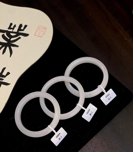PNORDRA新疆天山纯天然玉石手镯 商品图4