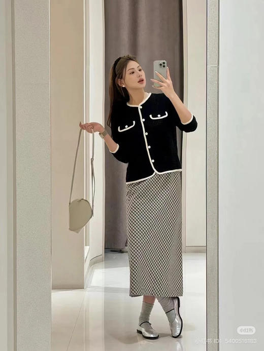 310-2 独家圆正 小禾 黑白撞色口袋开衫 商品图2