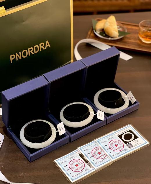 PNORDRA新疆天山纯天然玉石手镯 商品图5