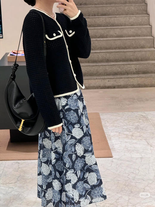 310-2 独家圆正 小禾 黑白撞色口袋开衫 商品图9