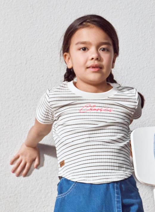 佐丹奴童装25年新款蔚蓝经典保型弹力T恤衫03325219 商品图4