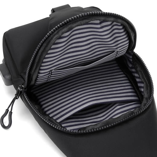 新款品味单肩斜挎包韩版时尚运动男包防泼水耐磨胸包 商品图4