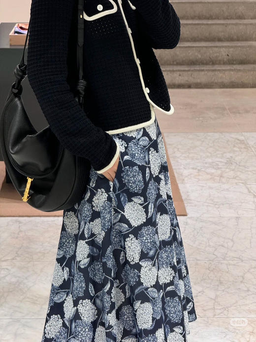 310-2 独家圆正 小禾 黑白撞色口袋开衫 商品图8