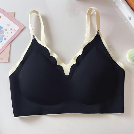 🌻春夏薄衫季，内衣也要会「隐形」！小野日记Yono's Diary推出今年春夏活动季来袭🌸！！「柔雾裸感」无痕内衣🔺两件到手仅39元！ （M-XXL超广尺码，75-150斤都能穿） 商品图6