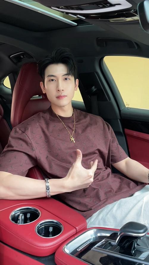 T2634夏季新款高级感美式细满天星月亮印花圆领短袖T恤潮流简约上衣 商品图0