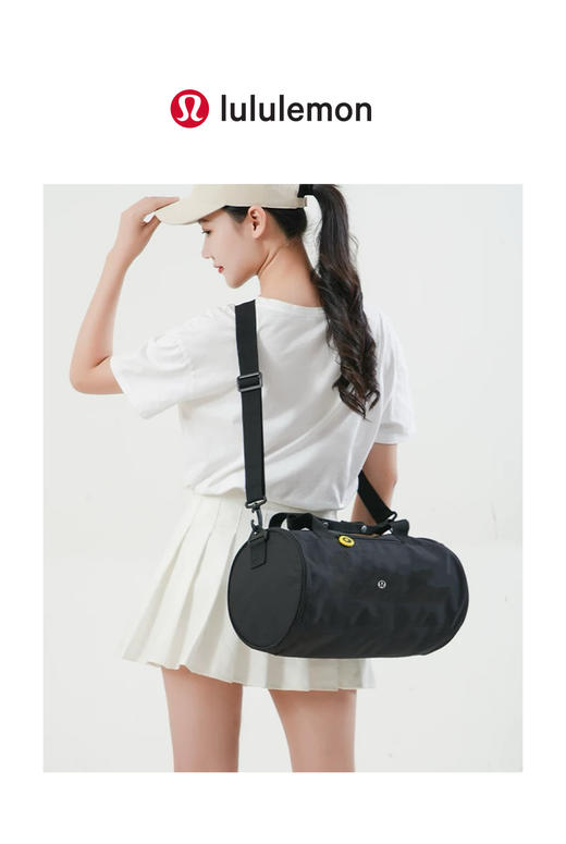 点此购买 lulu露露大容量轻便手提式圆桶旅行包 LL 311437 商品图2