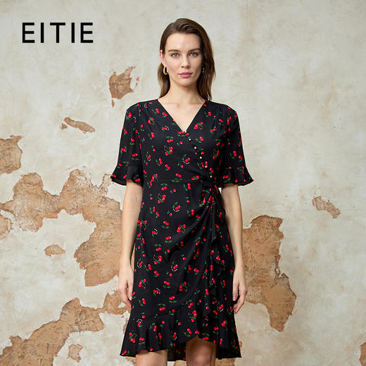 EITIE爱特爱夏季新款提褶V领不规则收腰显瘦印花连衣裙8207922 商品图0