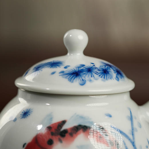 【广诚行壶茶器礼盒】广诚行x一儒堂锦来运转宫灯锦鲤壶茶器礼盒 商品图3