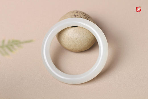 和田玉烟青玉手镯 圈口：56.5mm 商品图1