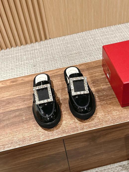 RV罗杰维维亚25新款钻扣厚底半拖乐福鞋皮革穆勒鞋（HC） 商品图2