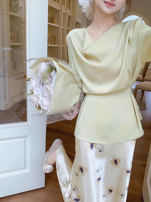 张心子【油画蔷薇】春夏高腰缎面碎花印花半身裙 U2503015 商品图7