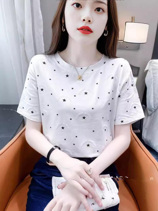 【大码女装印花女士T恤】短袖韩版2025夏季新款 发泡碎花宽松百搭上衣  商品图3