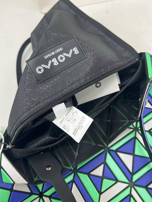 正品三宅一生，新款拼色六格丘比特，代购1600。三个色 商品图9