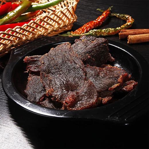 【古法秘制❗手撕黄牛肉大片】 大片纯肉更尽兴，鲜香入味，肉质紧实，劲道越嚼越香，温州特产桶装零食小吃即食QQ 商品图0