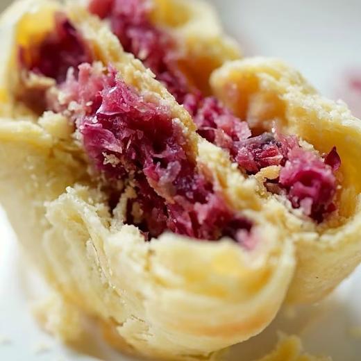 【糕酥精选】云南玫瑰鲜花饼 配料表干净无添加 不甜不腻 花香浓郁 层层软酥皮 麦香扑鼻 手工制饼 现做现发 商品图3
