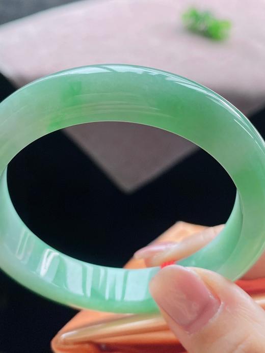 55正圈翡翠手镯 商品图1