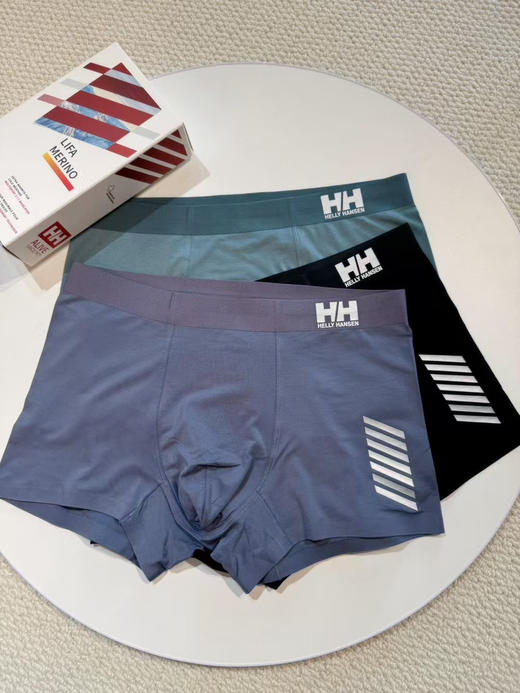 原单正品HH海丽汉森男士内裤，
克重轻薄抗菌内裆吸湿透气
真正做到零束缚裸感
3A级的一个抑菌内档加宽弹力腰带
3D立体剪裁
尺码：LXLXXLXXXL
一盒三条装 商品图5
