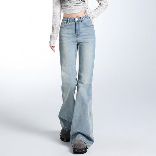 罗蒙女士四季款高腰牛仔裤遮肉显瘦微喇裤腿百搭舒适女休闲拖地牛仔长裤 商品图3