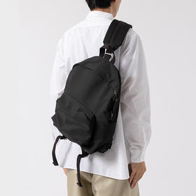 SOE One Shoulder B.P Solotex Size M 单肩后背包
