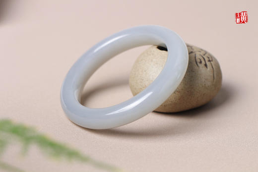 和田玉烟紫玉手镯 圈口：56mm 商品图2