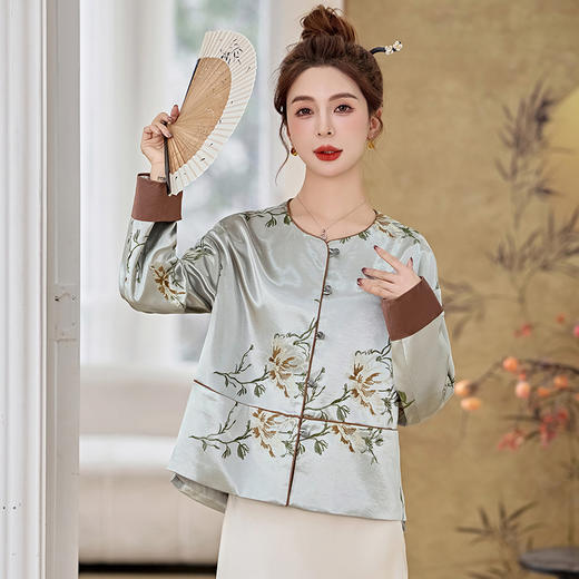 新中式国风短外套，拼色翻袖气质时尚刺绣上衣HR-YIZX86335 商品图1