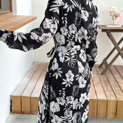 顺丰包邮洛诗琳20023春季新款皱缎提花绑带翻领连衣裙女1775 商品图4