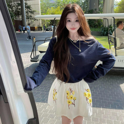 清仓捡漏 LIN BOUTIQUE 多工艺上衣重工罗纹撞色拼接手工订珠伞摆半身裙女 商品图3