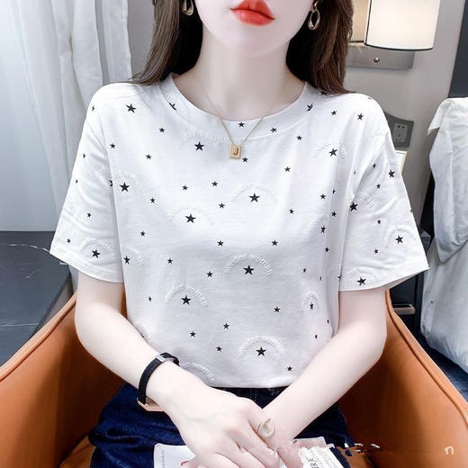 【大码女装印花女士T恤】短袖韩版2025夏季新款 发泡碎花宽松百搭上衣  商品图9
