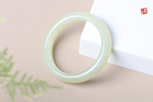 和田玉晴水玉手镯 圈口：57.8mm 商品图2