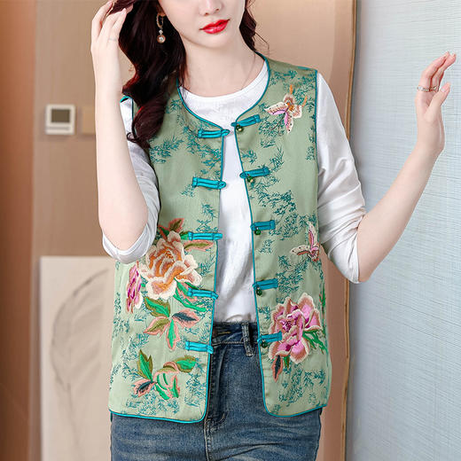 新中式国风无袖马甲，气质立领绣花盘扣上衣KQL-422H2590 商品图1
