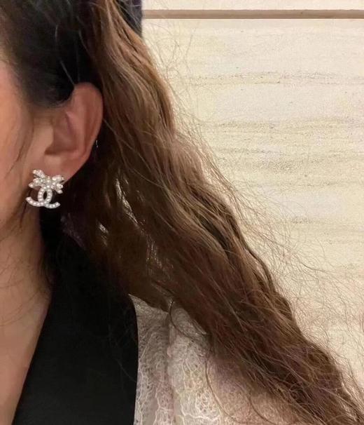 香奈儿23S蝴蝶双C耳钉（XTY） 商品图3