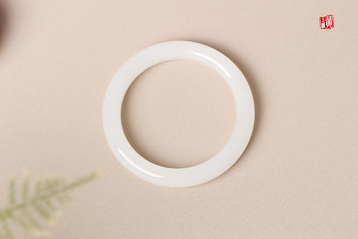 和田玉白玉手镯 圈口：55.8mm 商品图0