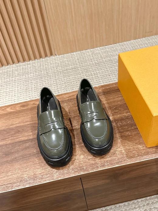 驴家2025/ss新款链条浮雕涉及厚底乐福鞋系列跟高5cm（HC） 商品图1