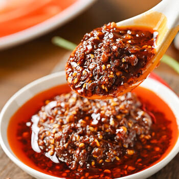 翠宏调味料 四川油泼辣子 凉拌下饭 辣椒油 辣椒酱 红油拌菜料210g /粮油调味 /调味品 /中式酱料 商品图1