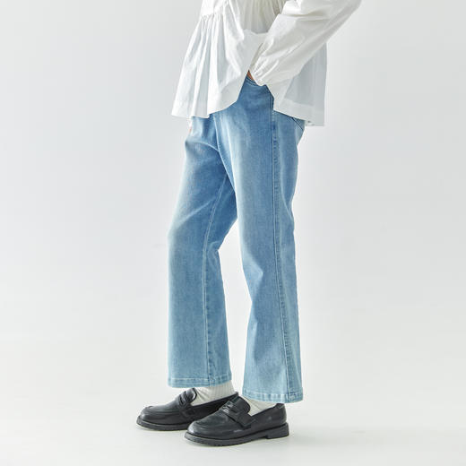 【代发】女款微喇牛仔裤 棵初童装浅色微喇牛仔裤女童中大童复古弹力九分裤子 商品图4