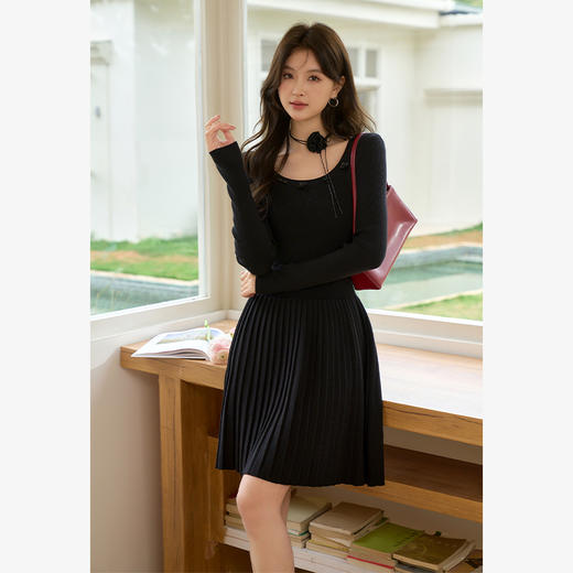 法式浪漫珠片花朵方领长袖连衣裙女高弹收腰连衣裙V0150030 商品图1