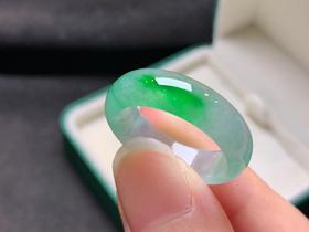 18圈口翡翠指环