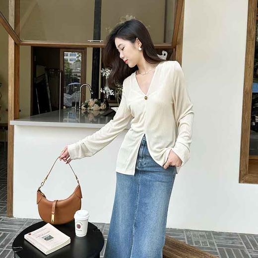 顺丰包邮洛诗琳21542春夏新款醋酸针织长袖套头V领百搭上衣10290 商品图2