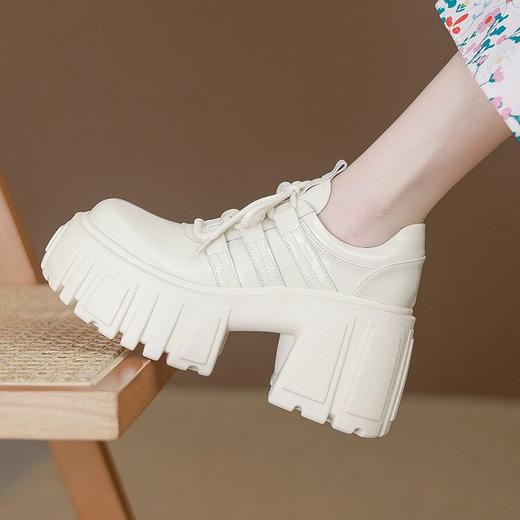 【预售5天】厚底增高跟系带单鞋春季新款松糕圆头英伦风小皮鞋ZMXY&ZM5129-1 商品图1