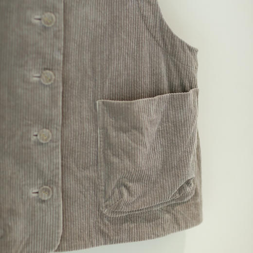 黄阿福 雾灰色棉灯芯绒马甲 商品图2