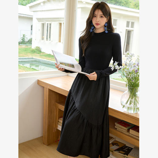 简约设计感拼接长袖连衣裙女气质高级感内搭裙V0150115 商品图3