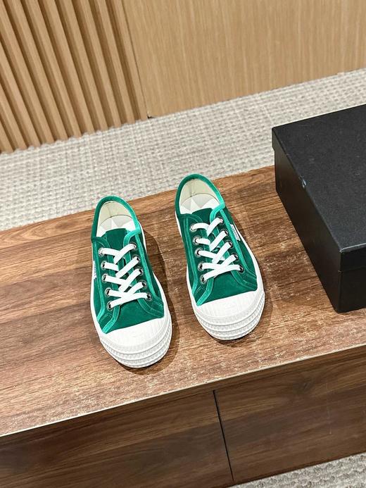 香奈儿隐藏款休闲小白鞋Vintage感满满，中古复刻款get啦小白鞋适配春夏，黑白拼接就很Chanel（HC） 商品图6