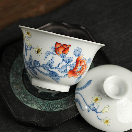 【广诚行盖碗岩茶组合】广诚行x一儒堂岁寒香韵青花加彩两才盖碗岩茶组合和和美美礼盒 商品图3