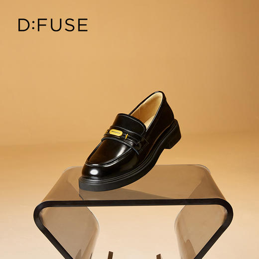 迪芙斯2025春季新款轻便通勤皮鞋英伦风轻量百搭乐福鞋DFD1112114 商品图4