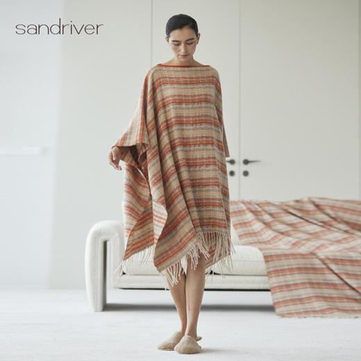 羊绒流苏斗篷SJF97P741N 商品图2