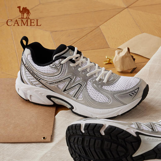 骆驼慢跑鞋男士2025春季新款复古时尚防滑舒适透气百搭运动鞋女 K15B097025_K25B097018 商品图1